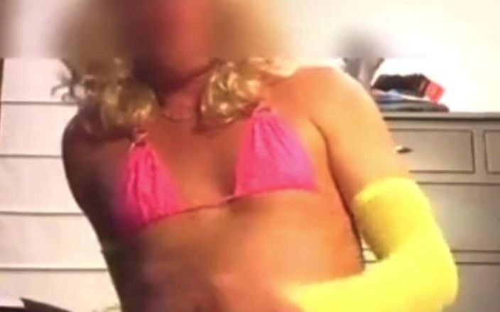 Orlandi480: Ztracený šukací stroj a obrovské dildo vid!