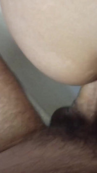 Badkamerneuk met orale seks