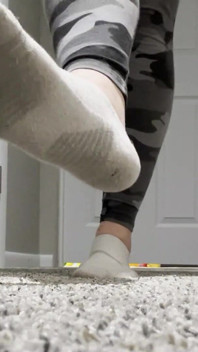 Schmutzige socken in deinem gesicht, pOV-sockenfetisch
