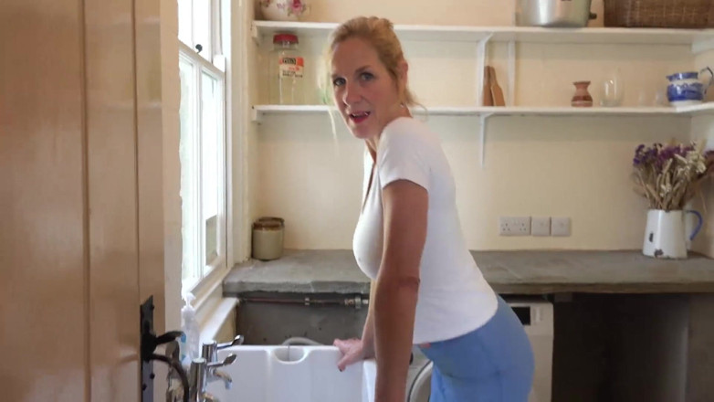 Dirty Doctors Clips: Wet tee shirt