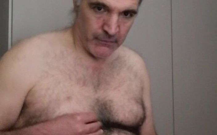 Setesesso7: Davide'in yarak mastürbasyonlarını seviyorsun