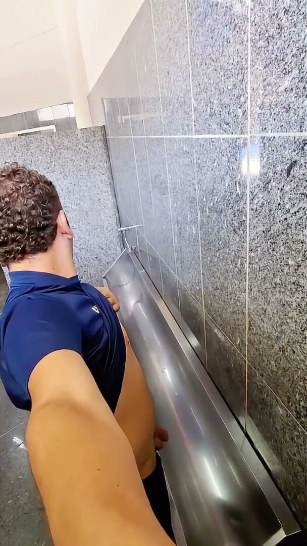 Marcosninfo: Me Asomaba En Público Para Ver Si a Los Hombres...