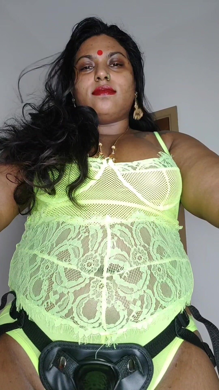 Ilariafajralilura: Ilaria istri peggs beta suaminya yang menyedihkan