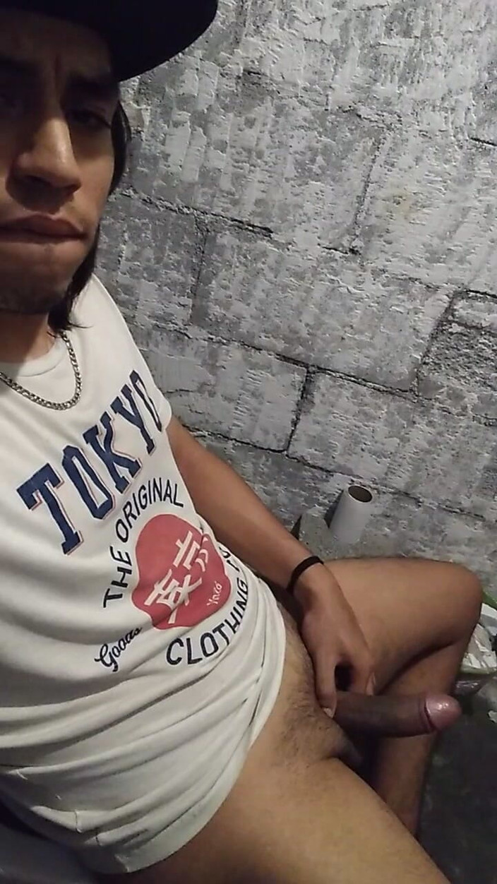 AlexAlejandro13: 정액을 배출하지 않도록 조심하세요