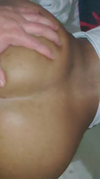 Anál s velkým zadkem Ebony Open Doggy Style .. Tato dívka je ideální pro anální šukání