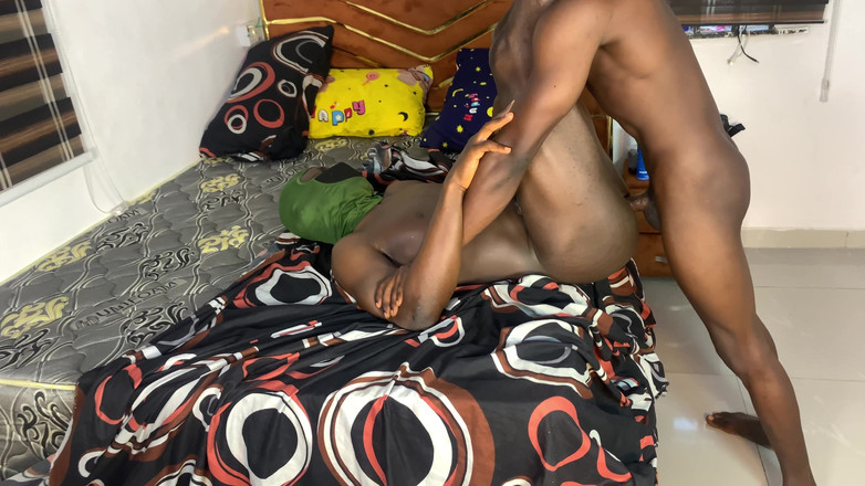 Sexypeller: Wettin &amp;throwin that ass