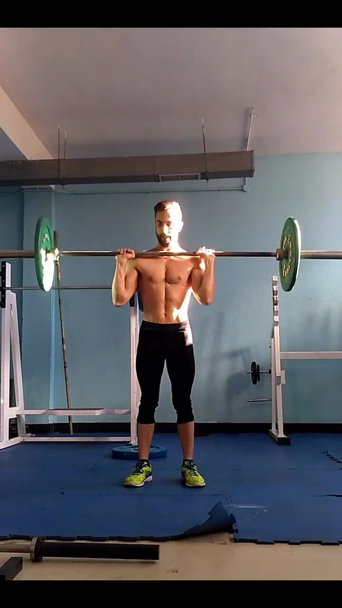 Zeus Ray: Entrenamiento en el Gimnasio ...