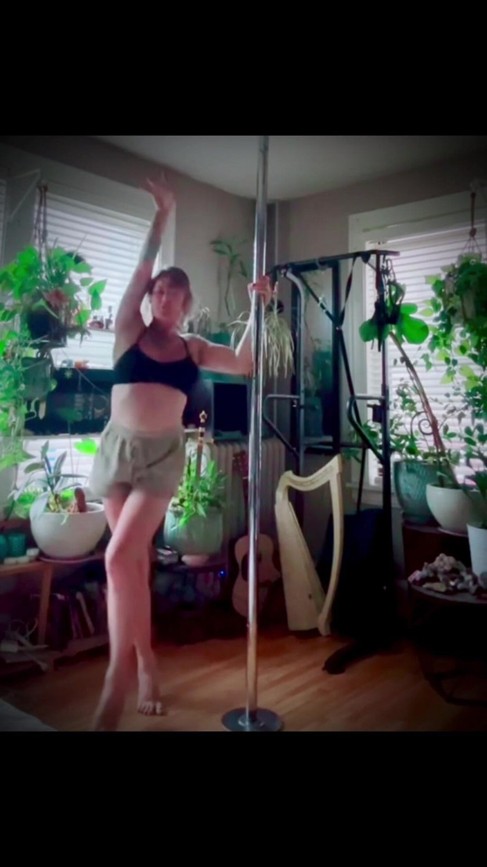 Diana Deelight: TS Diana deelight独奏荡妇合集 第9部分
