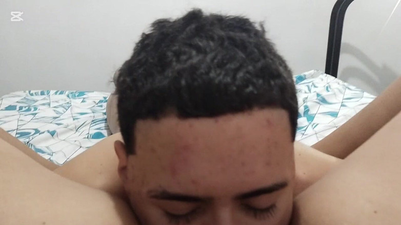 Balboafit2: La mia matrigna viene nella mia stanza e si accorge...