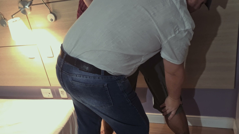 Punchbagplz: Bear Cop Investigation: Interrogatorio Sensuale Con Heavyhitterboxer