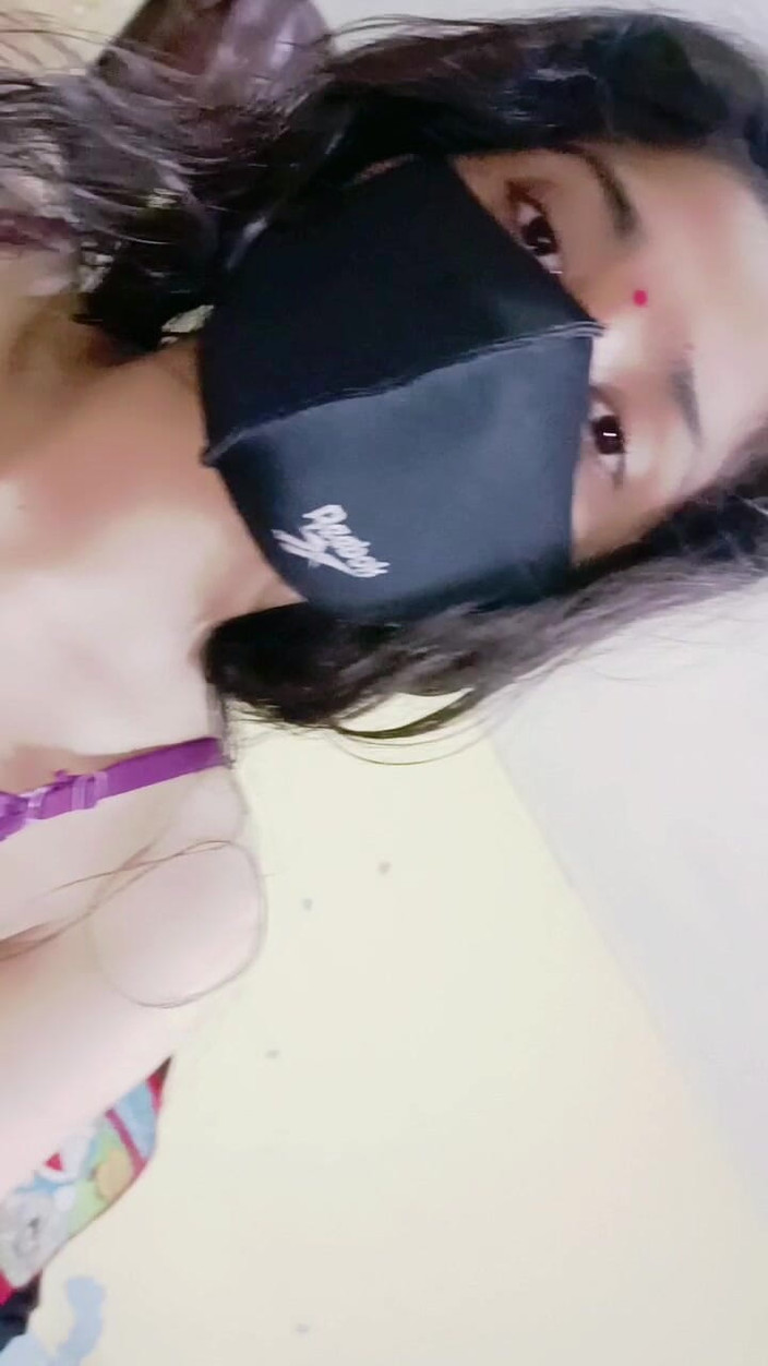 Pasi janvi: Desi Mladá