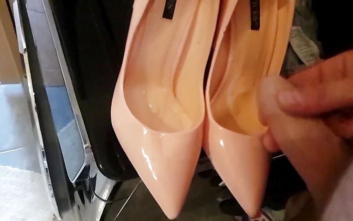 Overhaulin: Sborra sui nuovi tacchi alti sexy della mia ragazza NO...
