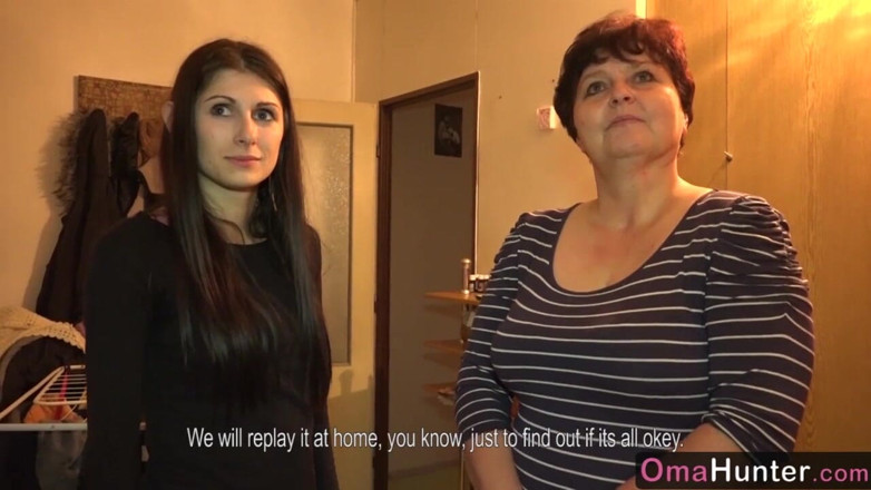 Old Nanny: Дівчина бабуся-мисливець щойно прибула до жіночого будинку