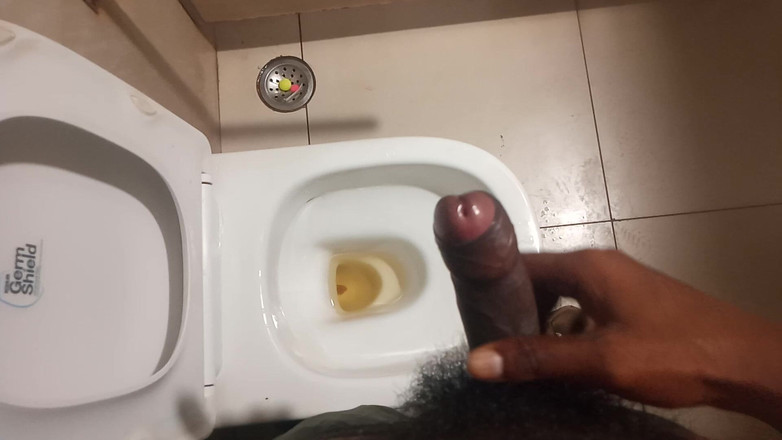 KUMBHA MANOJ KUMAR: Dokter grootste speelgoedplezier op landen die van beweging houden