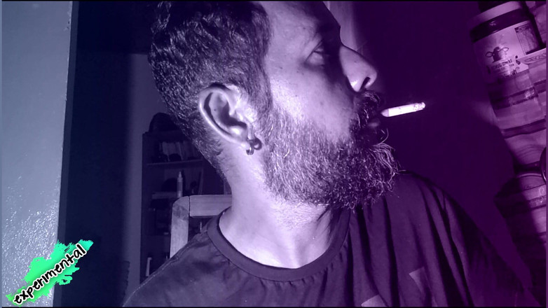 Stink HairyMale: Fumar al amanecer