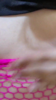 Taglio Esteso Del Mio Nuovo Corpo Dopo La Mia Femminizzazione Forzata: Le Mie Grandi Tette Allattano Mentre Mi Masturbo Il Cazzo