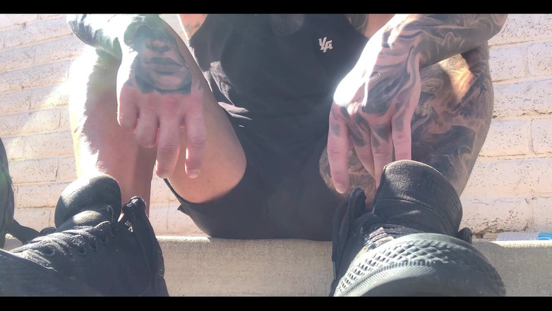 Jasons feet: Yakında oldukça mutlu olacak bir çift çorap daha sattım