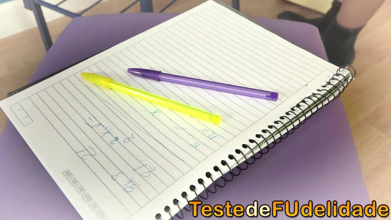 Teste de Fudelidade: Naughty Crown Fucked His Hot Granddaughter