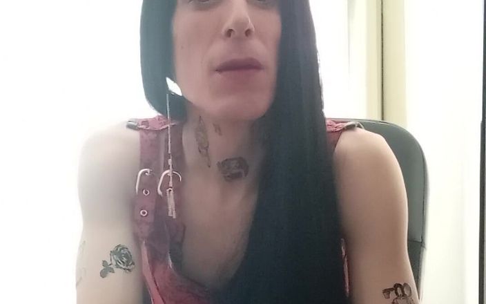 Penelopene27: Crossdresser Exhibicionista