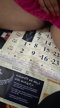 Индийская тетушка дези Телугу подчищает киску дома Sarvice Telugu Голосом