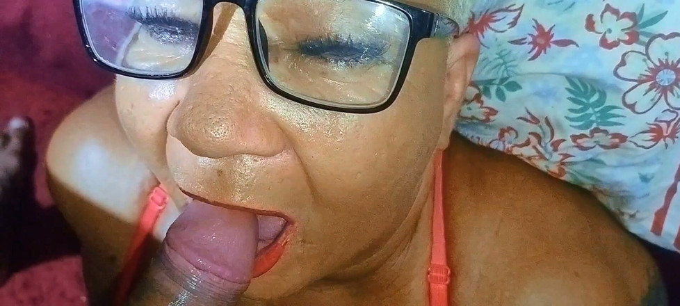 Ritacoroaoficial: Naughty Stepmom Getting Milk From Stepson
