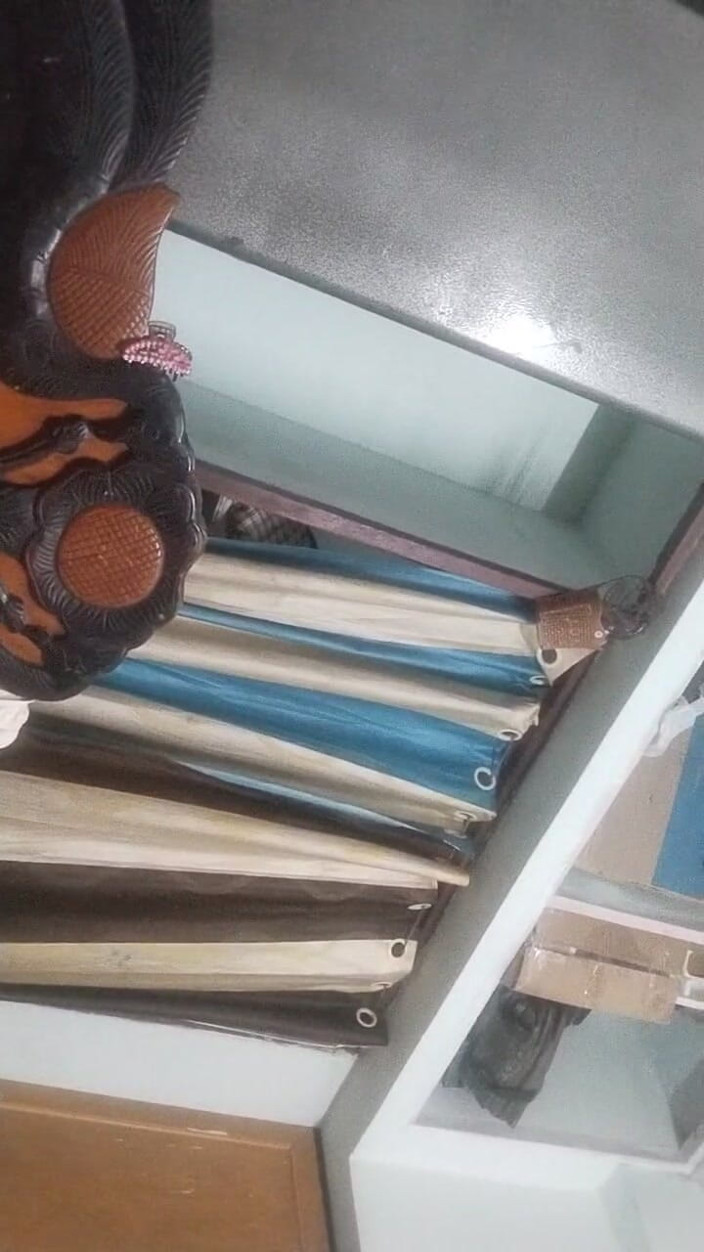 Divya X: Starší macecha a nevlastní syn