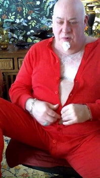Beardaddychub ชักว่าวแล้วแตกใส่กล้องในชุดยูเนียนสูท!
