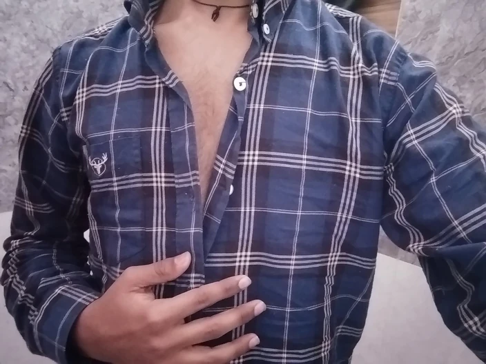 sexy_series: Hot Sexy Trans Showing Hot Body