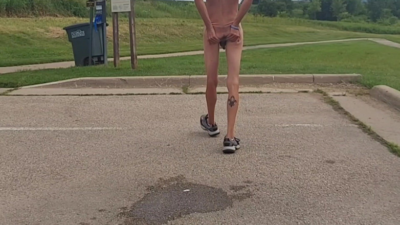 THCBDNA: Naked and Pissing in Parking Lot