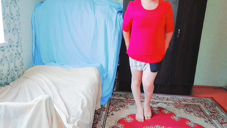 Kitty_Cross: 파스텔 색 침실에서 천천히 옷을 입는 Sissy