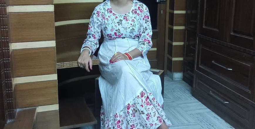 Saarabhabhi6: 印地语性爱故事角色扮演 - 继兄弟只给了操sara bhabhi的真正乐趣