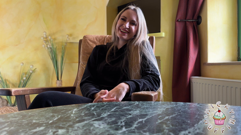 Micky Muffin Studio: Chứng nghiện tình dục và cờ bạc của tôi!