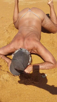 Ladysilva Hot Ass on the Beach, Go Fuck Me