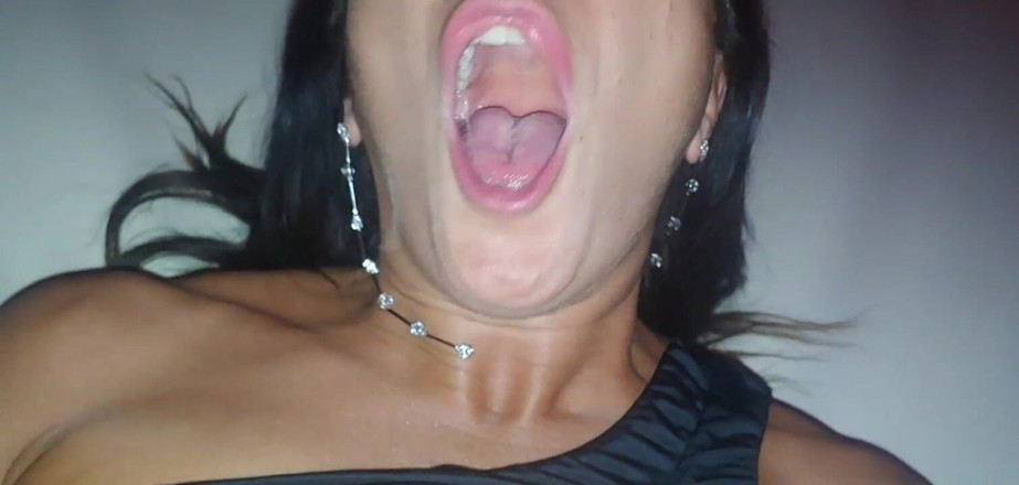 Ferrero anal experience: Extreme Fisting to My Wife in a Swinger Club and...