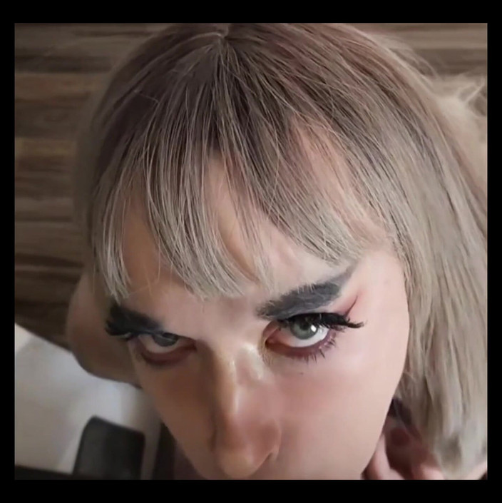 August Harper: Làm thế nào tôi muốn đối xử với một con cu...