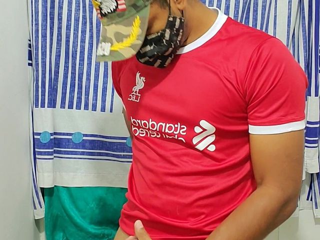 Straw of a Young Colombian Athlete (Paulo Burrinho)
