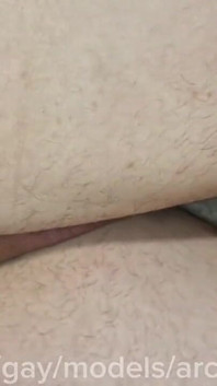 Sert usta genç küstah bdsm sevgilisini sikiyor, eller götüne boşalmadan!