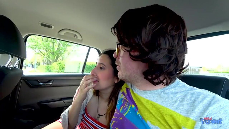 Nerd Pervert: Susy Blue Mengambil 2 Nerd Pancutan Mani Ke Muka