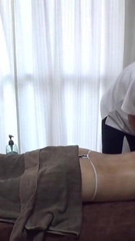 Thiên thần châu Á 24550