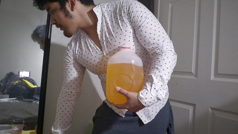 NakyJoss: Hoeveel frisdrank kan een knop aan?