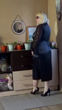 Anal knulla MILF på höga klackar 2