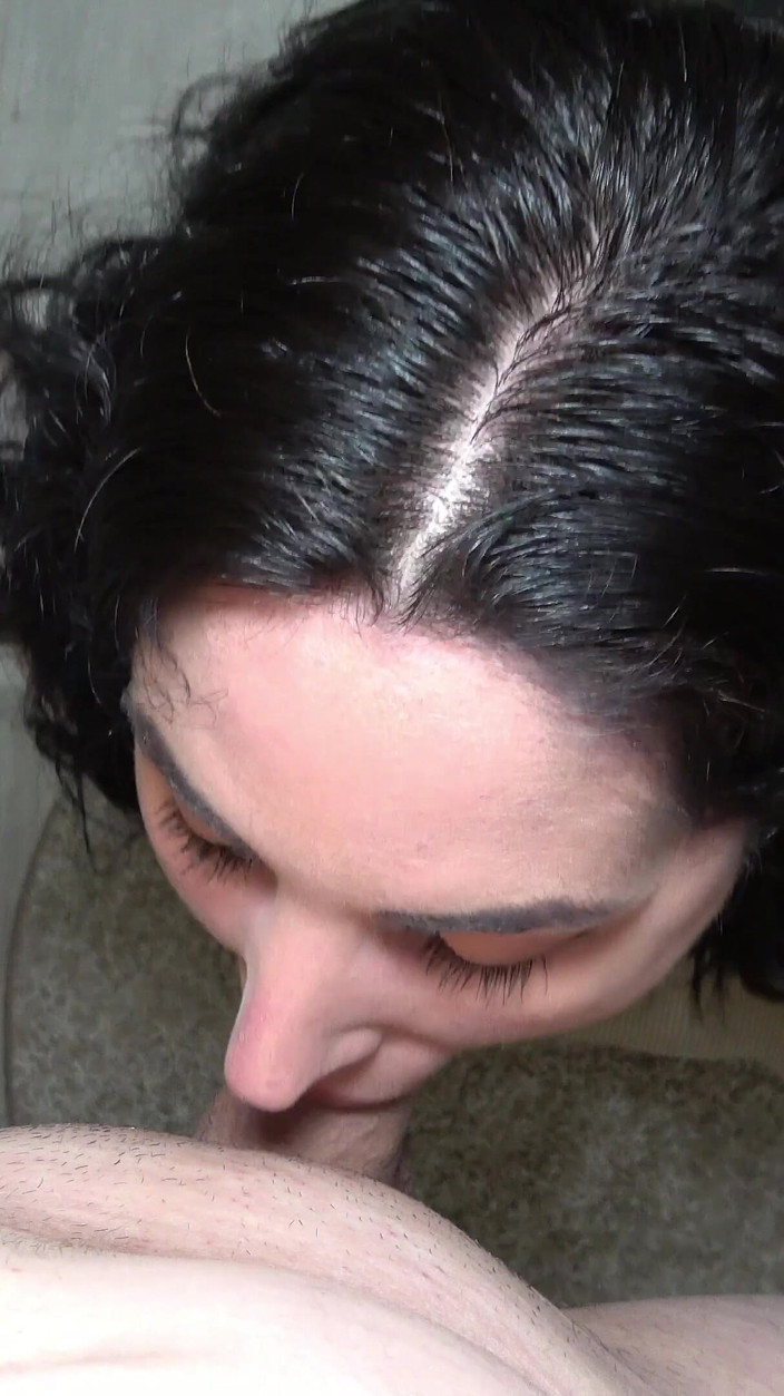 Amateur Homemade Porn: 大屁股继母给她的土耳其继子一个疯狂的惊喜