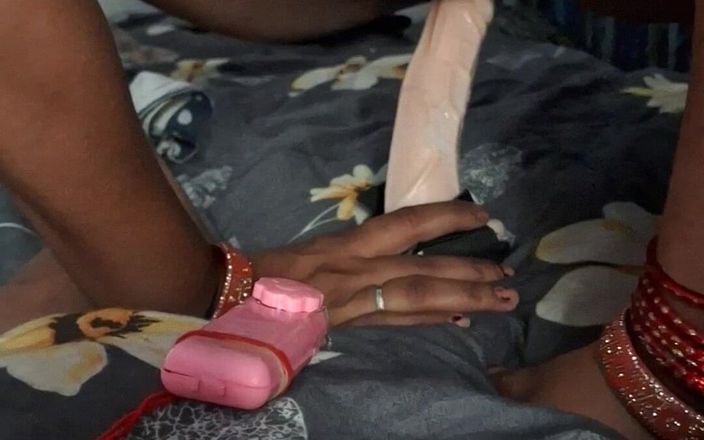 Babita Punjab: Pendżabska kobieta biorąc dildo