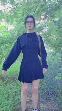 Butt Toy Flash in Parl