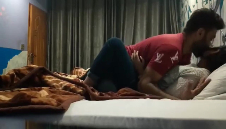 Dasi couple: Home Alone Call Form Boyfriend Come Fuck Me