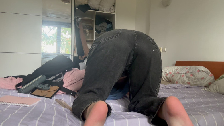 NipsAndStrips: Peidos de couro com peidos jeans