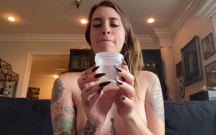 Pearlsage: Drool và nhổ nước bọt chơi