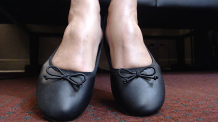 Abby Anna: Dita dei giocattolo nelle ballerine