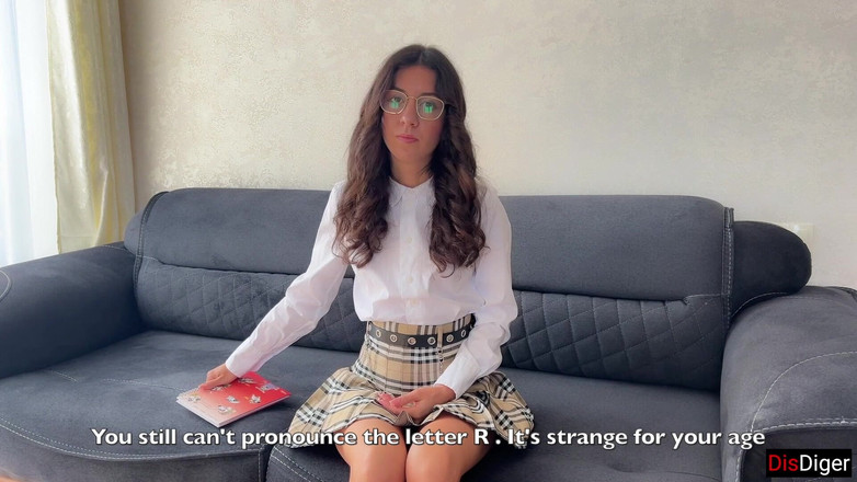 Dis Diger: Girl Can't Pronounce Some Letters and Turns to a Professional...