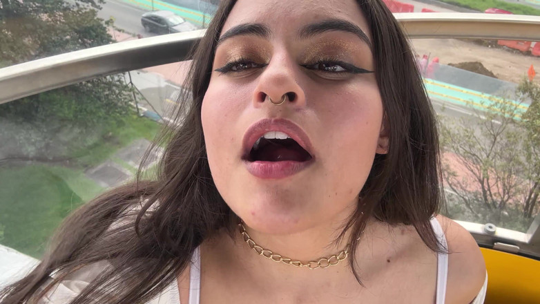 cxlila: I Blowjob Risky an Unknown in Public and He Cums...
